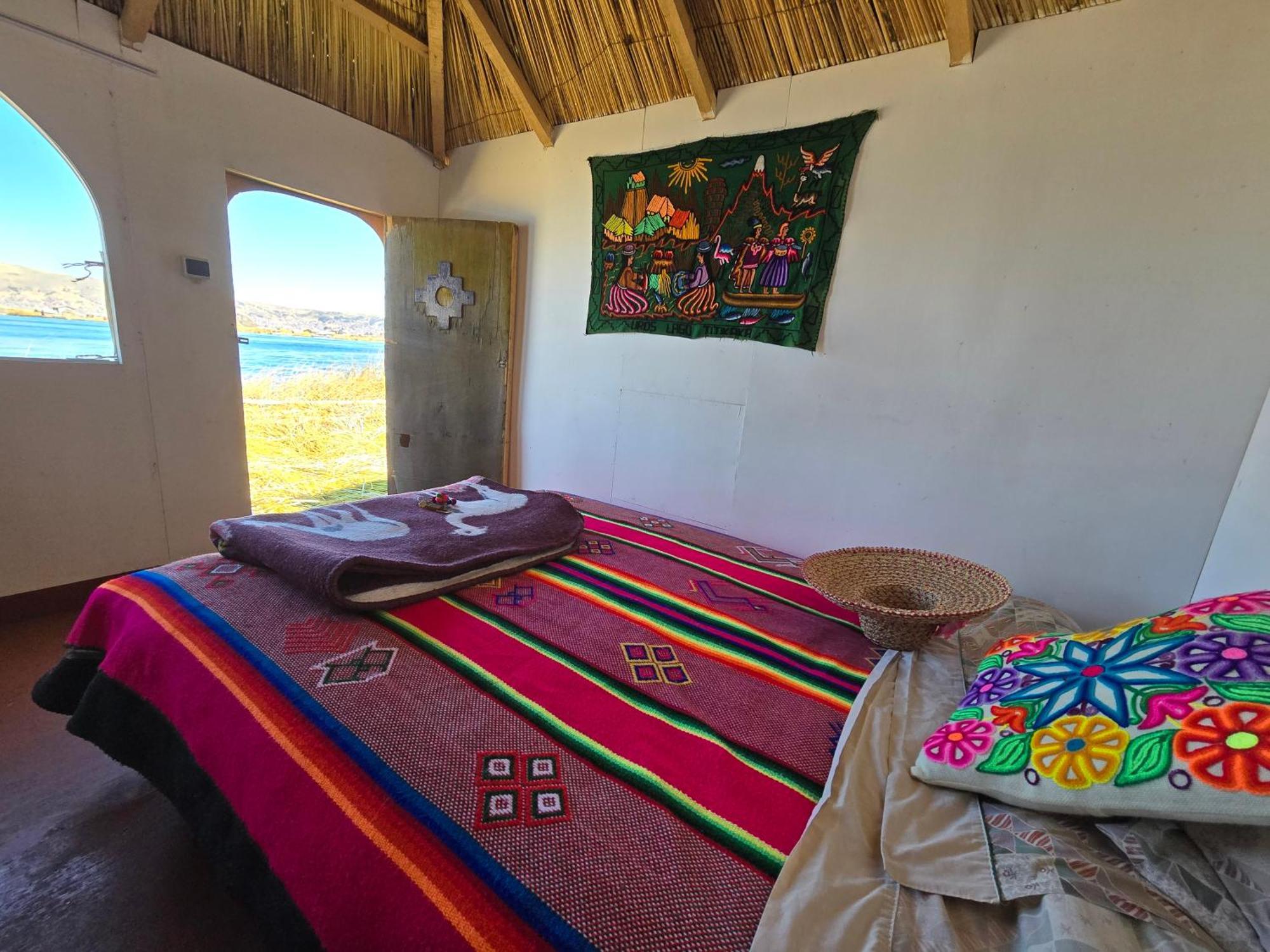 بونو Titicaca Byhours الغرفة الصورة